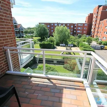 Ferienwohnung-348-mit-grosser-dachterrasse-residenz-kormoran-in-doese Apartment